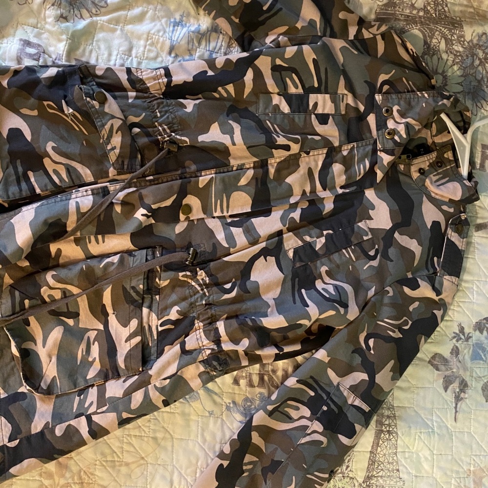 Jacket - Picture 2 of 2